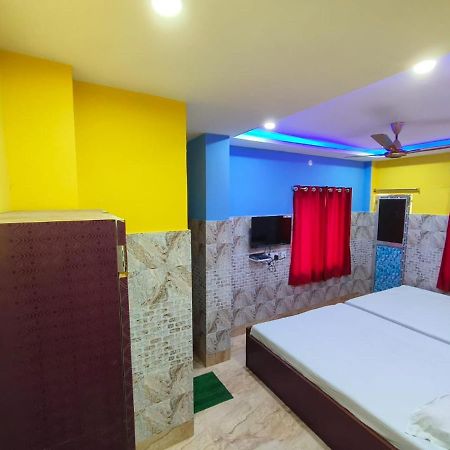 New Ananda Niketan Lodge Kolkata Bagian luar foto